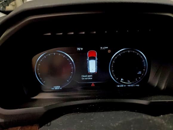 ✅ 2016 Volvo XC90 T6 Momentum • VIN: YV4A22PKXG1023613 • Lot: 96206875. Listed on Copart with 155,858 mi. Free auction sales archive from the USA and detailed vehicle history report at DreamBid. Image 9.