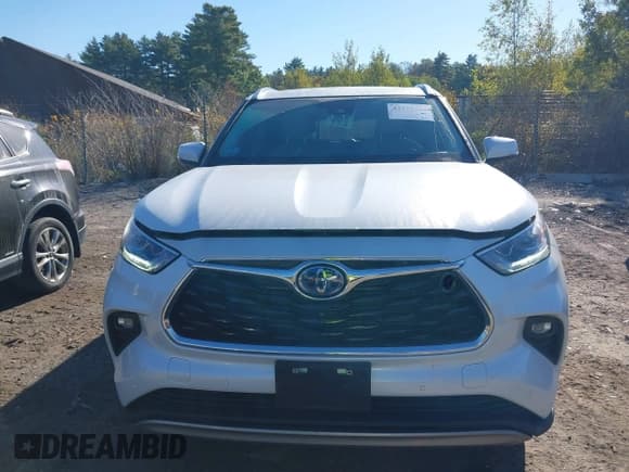 ✅ 2023 Toyota Highlander Hybrid Platinum • VIN: 5TDEBRCH1PS126090 • Лот: 43327364. Опубликован ранее на IAAI с пробегом 30 220 миль. Бесплатный доступ к архиву аукционных продаж из США и подробный отчёт об истории автомобиля на DreamBid. Изображение 12.