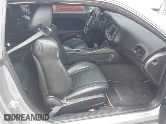 ✅ 2015 Dodge Challenger R/T Scat Pack Shaker • VIN: 2C3CDZFJ9FH873292 • Лот: 43649723. Опубликован ранее на IAAI с пробегом Не указан. Бесплатный доступ к архиву аукционных продаж из США и подробный отчёт об истории автомобиля на DreamBid. Изображение 5.