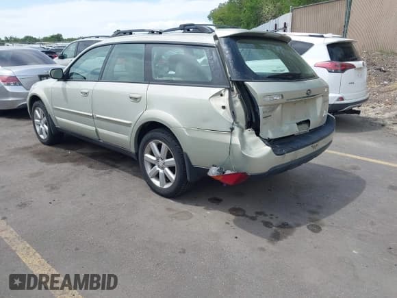 ✅ 2007 Subaru Legacy Outback Limited • VIN: 4S4BP62C777305085 • Lot: 42432794. Listed on IAAI with 124,302 mi. Free auction sales archive from the USA and detailed vehicle history report at DreamBid. Image 3.