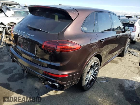 ✅ 2017 Porsche Cayenne Turbo • VIN: WP1AC2A22HLA97265 • Lot: 41463564. Listed on Copart with 110,621 mi. Free auction sales archive from the USA and detailed vehicle history report at DreamBid. Image 3.