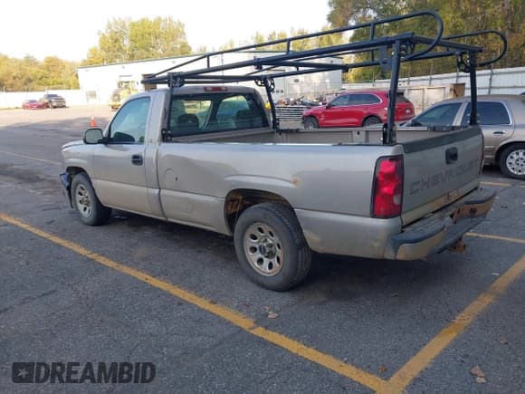 ✅ 2005 Chevrolet Silverado 1500 Work Truck • VIN: 1GCEC14V65Z336473 • Lot: 43441053. Listed on IAAI with 153,302 mi. Free auction sales archive from the USA and detailed vehicle history report at DreamBid. Image 3.