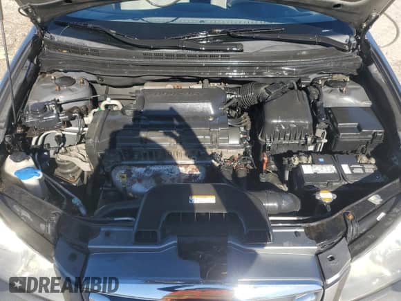 2010 Hyundai Elantra GLS z VIN KMHDU4AD7AU148523, wystawiony jako Copart lot #85756685 z przebiegiem 115 835 mil mil oraz Nie do naprawy • Non repairable. Historia ofert i sprzedaży dostępna na DreamBid. Obrazek 11.