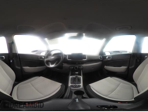 ✅ 2021 Hyundai Venue SEL • VIN: KMHRC8A33MU127440 • Lot: 42369850. Listed on IAAI with 31,768 mi. Free auction sales archive from the USA and detailed vehicle history report at DreamBid. Image 19.