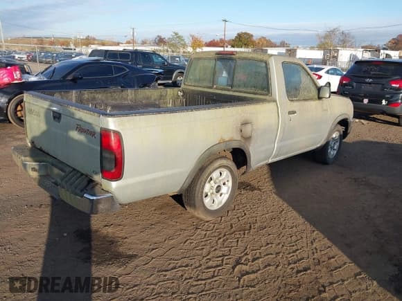 ✅ 2000 Nissan Frontier XE • VIN: 1N6DD21S6YC427854 • Лот: 43569959. Опубликован ранее на IAAI с пробегом 207 202 миль. Бесплатный доступ к архиву аукционных продаж из США и подробный отчёт об истории автомобиля на DreamBid. Изображение 4.