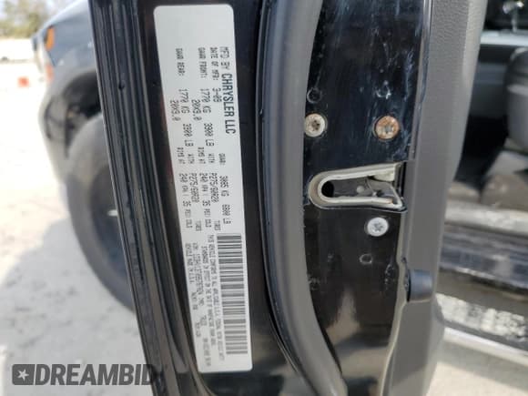 ✅ 2009 Dodge 1500 Laramie • VIN: 1D3HV13T09S787024 • Lot: 44753455. Wystawiony na Copart z przebiegiem 122 429 mil. Bezpłatny archiwum sprzedaży aukcyjnych z USA i szczegółowy raport historii pojazdu na DreamBid. Zdjęcie 12.