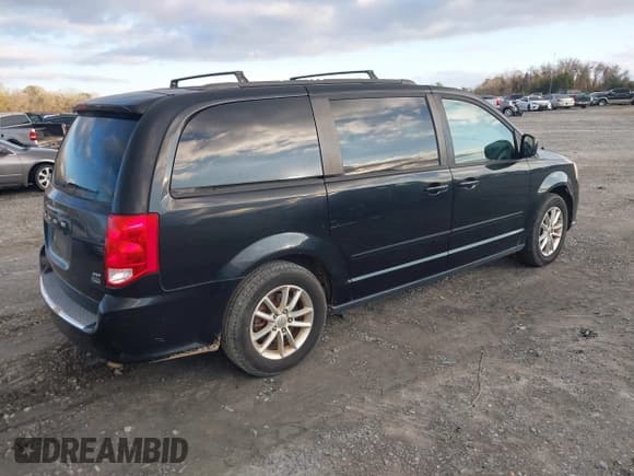✅ 2014 Dodge Grand Caravan SXT • VIN: 2C4RDGCG7ER322757 • Lot: 43885925. Listed on IAAI with 272,453 mi. Free auction sales archive from the USA and detailed vehicle history report at DreamBid. Image 4.