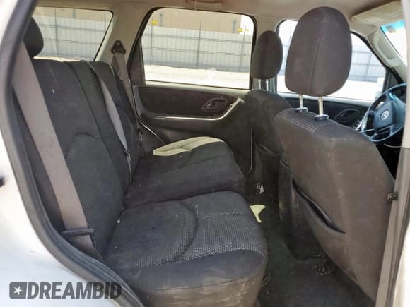 ✅ 2006 Mazda Tribute S • VIN: 4F2YZ94116KM05524 • Lot: 64967365. Wystawiony na Copart z przebiegiem 190 835 mil. Bezpłatny archiwum sprzedaży aukcyjnych z USA i szczegółowy raport historii pojazdu na DreamBid. Zdjęcie 11.