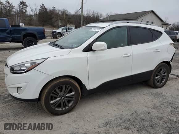 2015 Hyundai Tucson SE with VIN KM8JUCAG7FU987148, listed as a Copart auction lot 43193244 with 164,765 mi miles and Salvage title. Bid and sale history available at DreamBid. Image 1.
