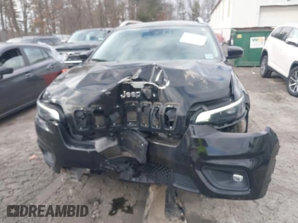 ✅ 2021 Jeep Cherokee Latitude Lux • VIN: 1C4PJMMX2MD236531 • Lot: 41745316. Wystawiony na IAAI z przebiegiem 74 803 mil. Bezpłatny archiwum sprzedaży aukcyjnych z USA i szczegółowy raport historii pojazdu na DreamBid. Zdjęcie 6.