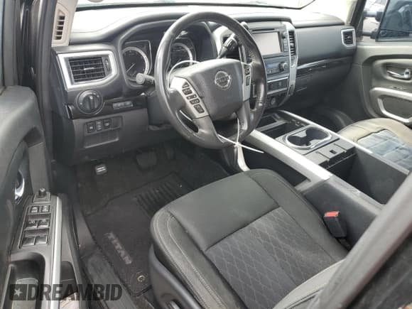 ✅ 2017 Nissan Titan SV • VIN: 1N6AA1F26HN550525 • Лот: 75398864. Опубликован ранее на Copart с пробегом Не указан. Бесплатный доступ к архиву аукционных продаж из США и подробный отчёт об истории автомобиля на DreamBid. Изображение 8.