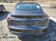 ✅ 2025 Tesla Model 3 Long Range • VIN: 5YJ3E1EB6SF921092 • Lot: 46918025. Wystawiony na Copart z przebiegiem 1 403 mil. Bezpłatny archiwum sprzedaży aukcyjnych z USA i szczegółowy raport historii pojazdu na DreamBid. Zdjęcie 6.