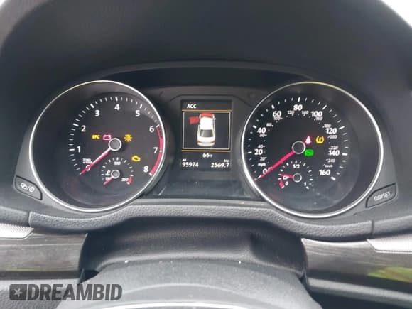 ✅ 2017 Volkswagen Passat SE • VIN: 1VWGT7A37HC063658 • Лот: 43119635. Опубликован ранее на IAAI с пробегом 95 974 миль. Бесплатный доступ к архиву аукционных продаж из США и подробный отчёт об истории автомобиля на DreamBid. Изображение 7.