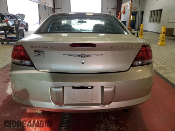✅ 2004 Chrysler Sebring Touring • VIN: 1C3EL56R64N388204 • Lot: 81328394. Listed on Copart with 48,836 mi. Free auction sales archive from the USA and detailed vehicle history report at DreamBid. Image 6.