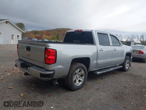 ✅ 2015 Chevrolet Silverado 1500 LT • VIN: 3GCUKREH7FG142638 • Lot: 43630728. Listed on IAAI with 182,979 mi. Free auction sales archive from the USA and detailed vehicle history report at DreamBid. Image 4.
