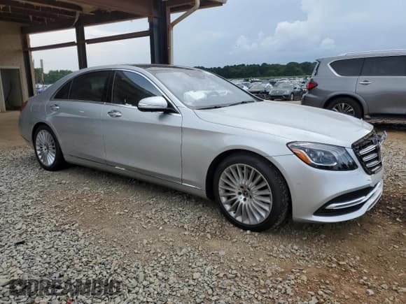 ✅ 2019 Mercedes-Benz S 560 • VIN: WDDUG8DB8KA431289 • Лот: 67288095. Опубликован ранее на Copart с пробегом 35 532 миль. Бесплатный доступ к архиву аукционных продаж из США и подробный отчёт об истории автомобиля на DreamBid. Изображение 4.
