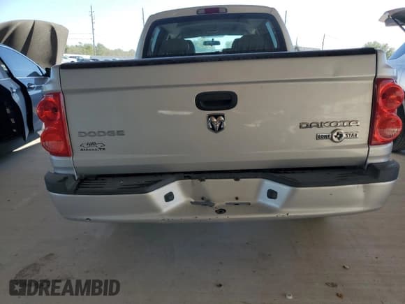 ✅ 2011 Ram Dakota Big Horn • VIN: 1D7RE3GK0BS610950 • Лот: 75461644. Опубликован ранее на Copart с пробегом 53 954 миль. Бесплатный доступ к архиву аукционных продаж из США и подробный отчёт об истории автомобиля на DreamBid. Изображение 6.