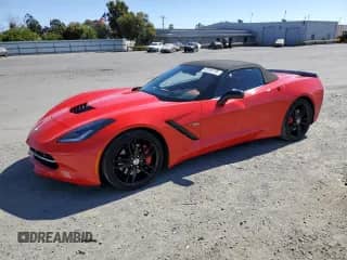 2014 Chevrolet Corvette Z51 3LT z VIN 1G1YL3D72E5125636, wystawiony jako Copart lot #63268705 z przebiegiem 45 081 mil mil oraz Szkoda całkowita • Salvage title. Historia ofert i sprzedaży dostępna na DreamBid. Obrazek 1.