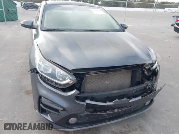 ✅ 2019 Kia Forte LXS • VIN: 3KPF24AD5KE059925 • Lot: 43833314. Listed on IAAI with 86,572 mi. Free auction sales archive from the USA and detailed vehicle history report at DreamBid. Image 21.