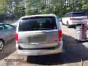 2012 Dodge Grand Caravan SXT z VIN 2C4RDGCG9CR357748, wystawiony jako IAAI lot #43318031 z przebiegiem 79 308 mil mil oraz . Historia ofert i sprzedaży dostępna na DreamBid. Obrazek 17.