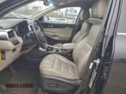 ✅ 2017 Kia Sorento EX • VIN: 5XYPHDA58HG323954 • Лот: 94382435. Опубликован ранее на Copart с пробегом 164 525 миль. Бесплатный доступ к архиву аукционных продаж из США и подробный отчёт об истории автомобиля на DreamBid. Изображение 7.
