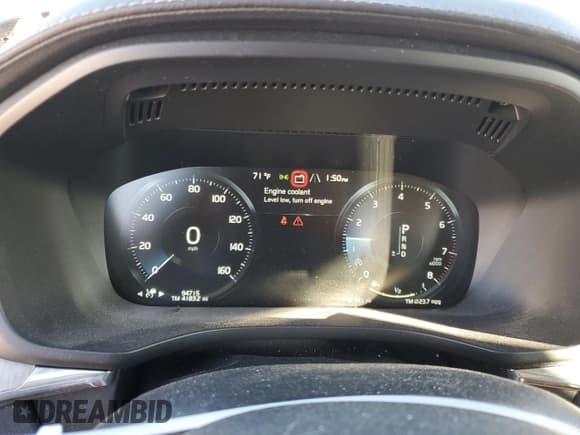 ✅ 2018 Volvo XC60 Inscription • VIN: YV4102RL1J1015970 • Lot: 92197025. Wystawiony na Copart z przebiegiem 94 715 mil. Bezpłatny archiwum sprzedaży aukcyjnych z USA i szczegółowy raport historii pojazdu na DreamBid. Zdjęcie 9.