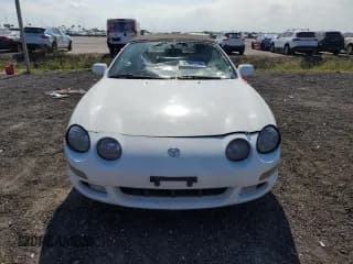 ✅ 1999 Toyota Celica GT • VIN: JT5FG02TXX0057048 • Lot: 92063245. Wystawiony na Copart z przebiegiem 154 668 mil. Bezpłatny archiwum sprzedaży aukcyjnych z USA i szczegółowy raport historii pojazdu na DreamBid. Zdjęcie 5.