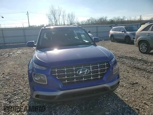 ✅ 2024 Hyundai Venue SEL • VIN: KMHRC8A35RU293661 • Lot: 87377184. Listed on Copart with 14,190 mi. Free auction sales archive from the USA and detailed vehicle history report at DreamBid. Image 11.