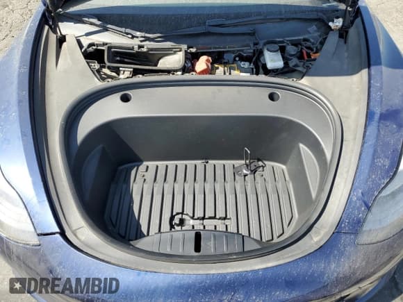 ✅ 2022 Tesla Model 3 Long Range • VIN: 5YJ3E1EB4NF144660 • Lot: 72096094. Wystawiony na Copart z przebiegiem 24 413 mil. Bezpłatny archiwum sprzedaży aukcyjnych z USA i szczegółowy raport historii pojazdu na DreamBid. Zdjęcie 11.