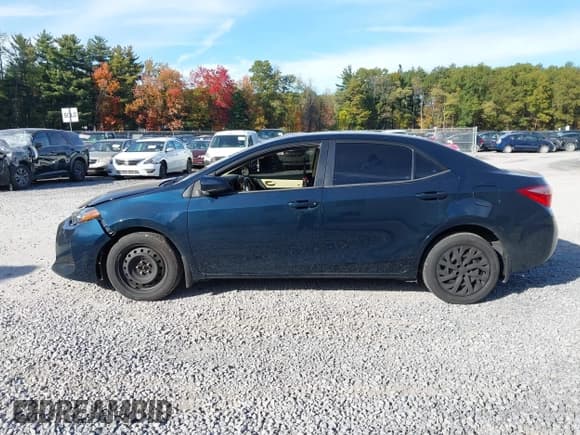✅ 2018 Toyota Corolla LE • VIN: 2T1BURHE8JC020277 • Лот: 43452780. Опубликован ранее на IAAI с пробегом 80 291 миль. Бесплатный доступ к архиву аукционных продаж из США и подробный отчёт об истории автомобиля на DreamBid. Изображение 15.