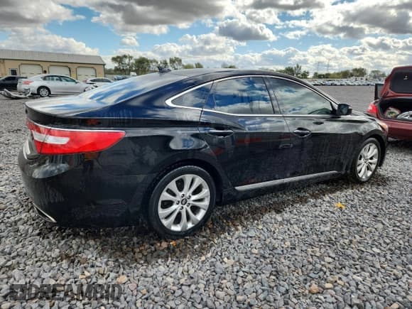 ✅ 2013 Hyundai Azera • VIN: KMHFG4JG7DA246435 • Lot: 87428515. Listed on Copart with 108,531 mi. Free auction sales archive from the USA and detailed vehicle history report at DreamBid. Image 3.
