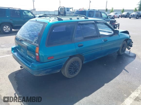 ✅ 1993 Ford Escort • VIN: 3FAPP15J3PR132459 • Lot: 42228625. Wystawiony na IAAI z przebiegiem 2 382 mil. Bezpłatny archiwum sprzedaży aukcyjnych z USA i szczegółowy raport historii pojazdu na DreamBid. Zdjęcie 4.