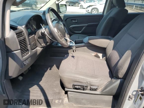 ✅ 2015 Nissan Titan SV • VIN: 1N6AA0EC7FN511346 • Lot: 71578465. Listed on Copart with 174,268 mi. Free auction sales archive from the USA and detailed vehicle history report at DreamBid. Image 7.