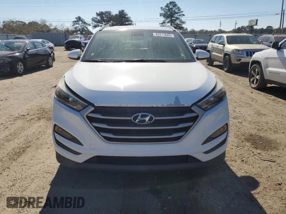 ✅ 2017 Hyundai Tucson SE • VIN: KM8J3CA40HU504739 • Лот: 92613605. Опубликован ранее на Copart с пробегом 196 981 миль. Бесплатный доступ к архиву аукционных продаж из США и подробный отчёт об истории автомобиля на DreamBid. Изображение 5.