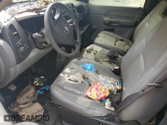 ✅ 2008 Chevrolet Silverado 1500 Work Truck • VIN: 1GCEC14X98Z300427 • Lot: 61885244. Listed on Copart with Not provided. Free auction sales archive from the USA and detailed vehicle history report at DreamBid. Image 7.