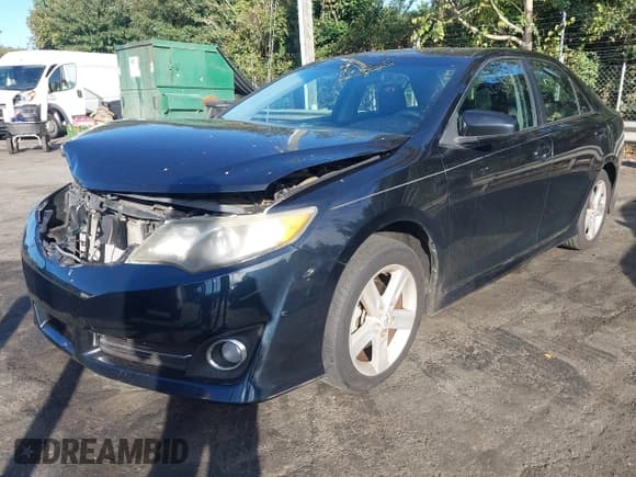 ✅ 2012 Toyota Camry LE • VIN: 4T1BF1FK6CU533260 • Лот: 43446719. Опубликован ранее на IAAI с пробегом 211 207 миль. Бесплатный доступ к архиву аукционных продаж из США и подробный отчёт об истории автомобиля на DreamBid. Изображение 2.