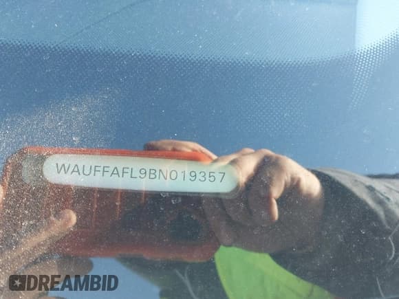 ✅ 2011 Audi A4 Premium Plus • VIN: WAUFFAFL9BN019357 • Lot: 43688323. Wystawiony na IAAI z przebiegiem 146 194 mil. Bezpłatny archiwum sprzedaży aukcyjnych z USA i szczegółowy raport historii pojazdu na DreamBid. Zdjęcie 9.