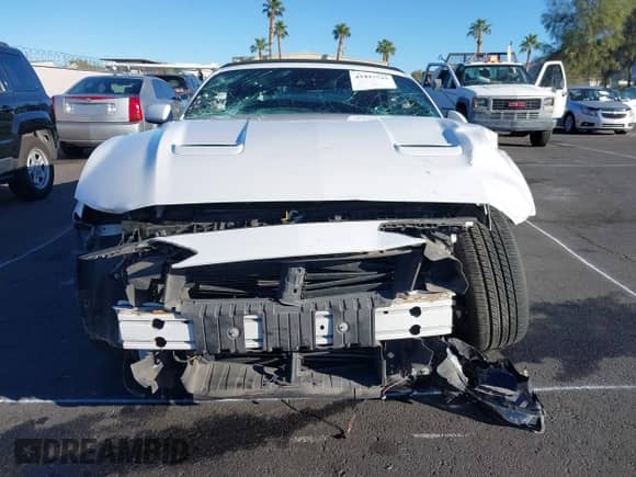 2021 Ford Mustang EcoBoost z VIN 1FATP8UH4M5102035, wystawiony jako IAAI lot #43443549 z przebiegiem 83 124 mil mil oraz . Historia ofert i sprzedaży dostępna na DreamBid. Obrazek 11.