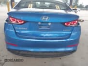 ✅ 2017 Hyundai Elantra SE • VIN: KMHD84LF3HU299288 • Lot: 42995021. Wystawiony na IAAI z przebiegiem 79 556 mil. Bezpłatny archiwum sprzedaży aukcyjnych z USA i szczegółowy raport historii pojazdu na DreamBid. Zdjęcie 6.