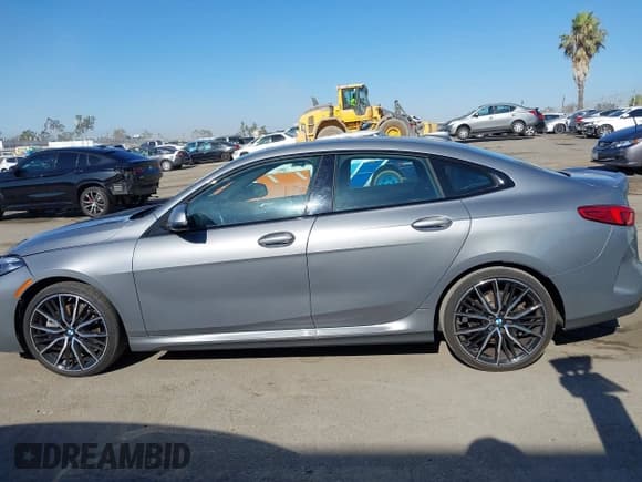 ✅ 2022 BMW 2 Series 228i • VIN: WBA53AK03N7K45712 • Лот: 43074211. Опубликован ранее на IAAI с пробегом 22 973 миль. Бесплатный доступ к архиву аукционных продаж из США и подробный отчёт об истории автомобиля на DreamBid. Изображение 14.