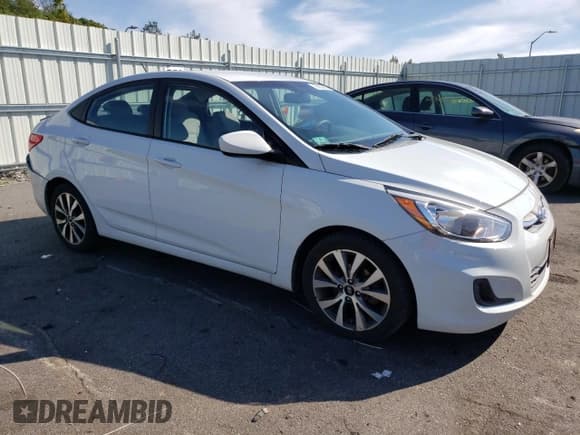 ✅ 2017 Hyundai Accent SE • VIN: KMHCT4AE6HU364090 • Лот: 68260863. Опубликован ранее на Copart с пробегом 73 865 миль. Бесплатный доступ к архиву аукционных продаж из США и подробный отчёт об истории автомобиля на DreamBid. Изображение 4.
