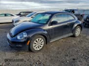 ✅ 2015 Volkswagen Beetle 1.8T • VIN: 3VWF17AT8FM629131 • Lot: 93878905. Wystawiony na Copart z przebiegiem 123 560 mil. Bezpłatny archiwum sprzedaży aukcyjnych z USA i szczegółowy raport historii pojazdu na DreamBid. Zdjęcie 1.