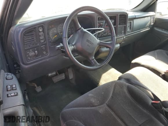 ✅ 2000 GMC Sierra 1500 SLE • VIN: 1GTEK14T4YZ196445 • Лот: 81857885. Опубликован ранее на Copart с пробегом Не указан. Бесплатный доступ к архиву аукционных продаж из США и подробный отчёт об истории автомобиля на DreamBid. Изображение 8.