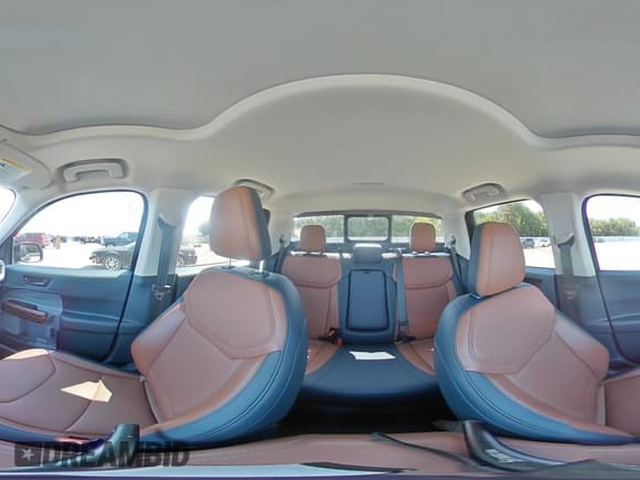 ✅ 2024 Ford Maverick Lariat • VIN: 3FTTW8S90RRA12538 • Лот: 68569645. Опубликован ранее на Copart с пробегом 28 915 миль. Бесплатный доступ к архиву аукционных продаж из США и подробный отчёт об истории автомобиля на DreamBid. Изображение 14.