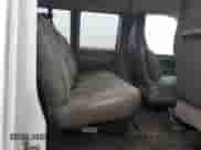 2016 Chevrolet Express Passenger LT z VIN 1GAZGPFG3G1162363, wystawiony jako Copart lot #79928954 z przebiegiem 136 961 mil mil oraz Szkoda całkowita • Salvage title. Historia ofert i sprzedaży dostępna na DreamBid. Obrazek 11.