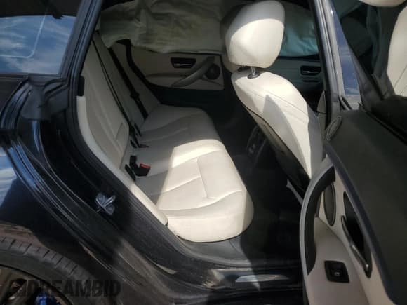 ✅ 2015 BMW 4 Series 435i • VIN: WBA4B1C54FD954726 • Лот: 67863145. Опубликован ранее на Copart с пробегом 162 573 миль. Бесплатный доступ к архиву аукционных продаж из США и подробный отчёт об истории автомобиля на DreamBid. Изображение 10.