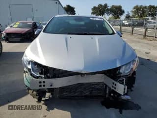 ✅ 2018 Chevrolet Volt LT • VIN: 1G1RC6S52JU143657 • Lot: 69521414. Wystawiony na Copart z przebiegiem 70 822 mil. Bezpłatny archiwum sprzedaży aukcyjnych z USA i szczegółowy raport historii pojazdu na DreamBid. Zdjęcie 5.