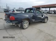 ✅ 2000 Ford F-150 XL • VIN: 2FTZF0728YCA61923 • Lot: 49672515. Wystawiony na Copart z przebiegiem Nie podano. Bezpłatny archiwum sprzedaży aukcyjnych z USA i szczegółowy raport historii pojazdu na DreamBid. Zdjęcie 3.