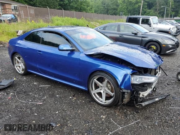 ✅ 2013 Audi RS 5 • VIN: WUAC6AFR8DA903135 • Lot: 58572055. Listed on Copart with 169,271 mi. Free auction sales archive from the USA and detailed vehicle history report at DreamBid. Image 4.