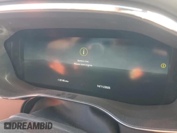 ✅ 2025 Jaguar F-Pace R-Dynamic S • VIN: SADCT2EX8SA748020 • Lot: 92809645. Listed on Copart with 8,146 mi. Free auction sales archive from the USA and detailed vehicle history report at DreamBid. Image 9.